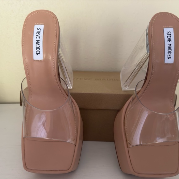 NIB size 10 Steve Madden “Trixie” clear and nude Super High Platform sandals. - Picture 4 of 7